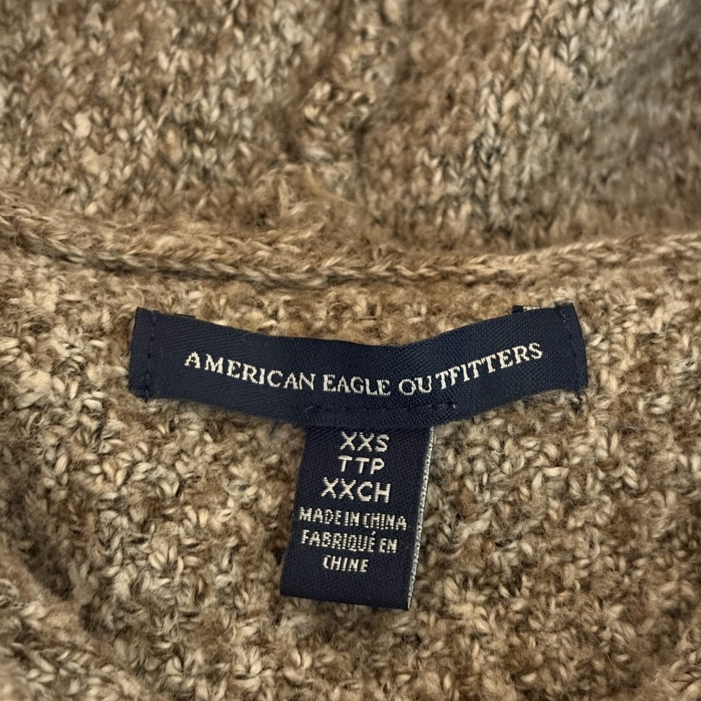 American Eagle Outfitters Hooded Pullover Sweater with drawstrings - Picture 7 of 9